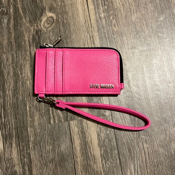 Steve Madden Handbags - Steve Madden Pink Wallet.